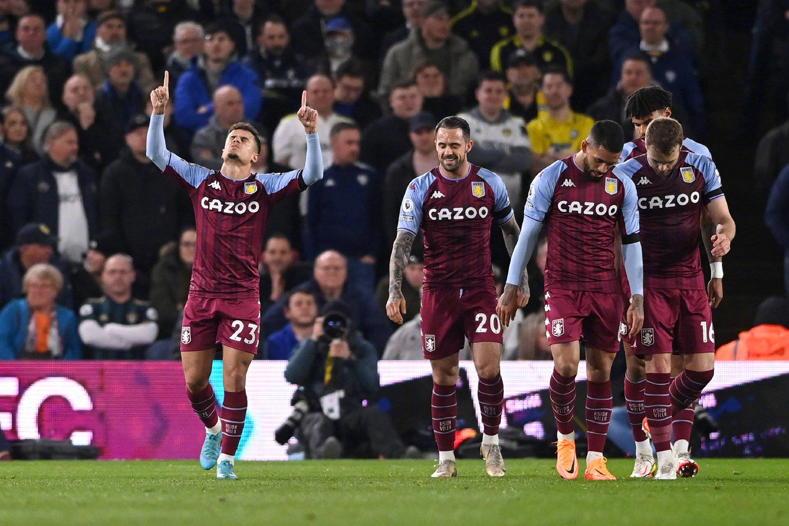 他的微笑是 他的微笑是